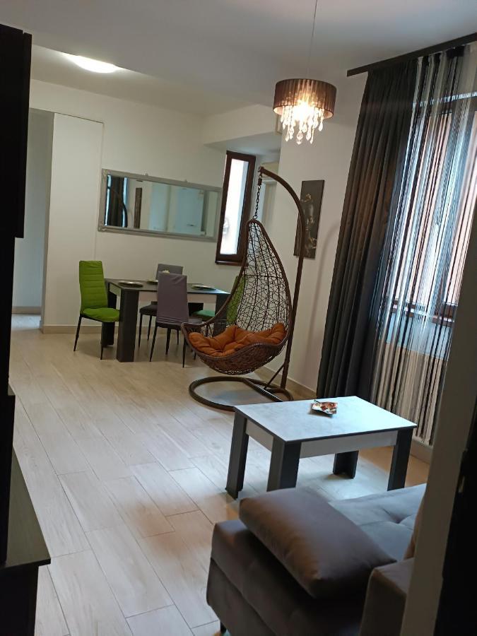 Apartament Ella T2 Lejlighed Năvodari Eksteriør billede